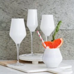 Contessa Champagne Glass -Vietri CTA W8850 LSALT 1 1800x1800