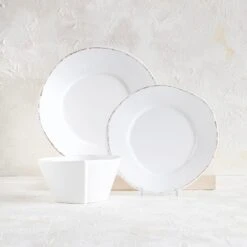 Melamine Lastra White Three-Piece Place Setting -Vietri MLAS W2300S 3 2100 web2 1800x1800