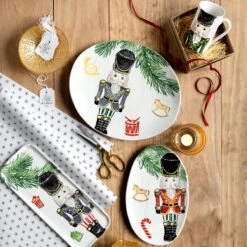 Nutcrackers Latte Mug W/ Soldier -Vietri NTC 97010 GB LSALT 1 1800x1800