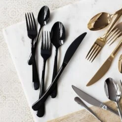 Settimocielo Five-Piece Place Setting -Vietri SLO 9800B 2100 web2 cd1ef41f eb3e 4d58 acf4 b89ec670938f 1800x1800