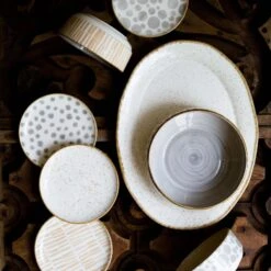 Earth Eggshell Oval Platter -Vietri VETH 003025 LSALT 2 1800x1800