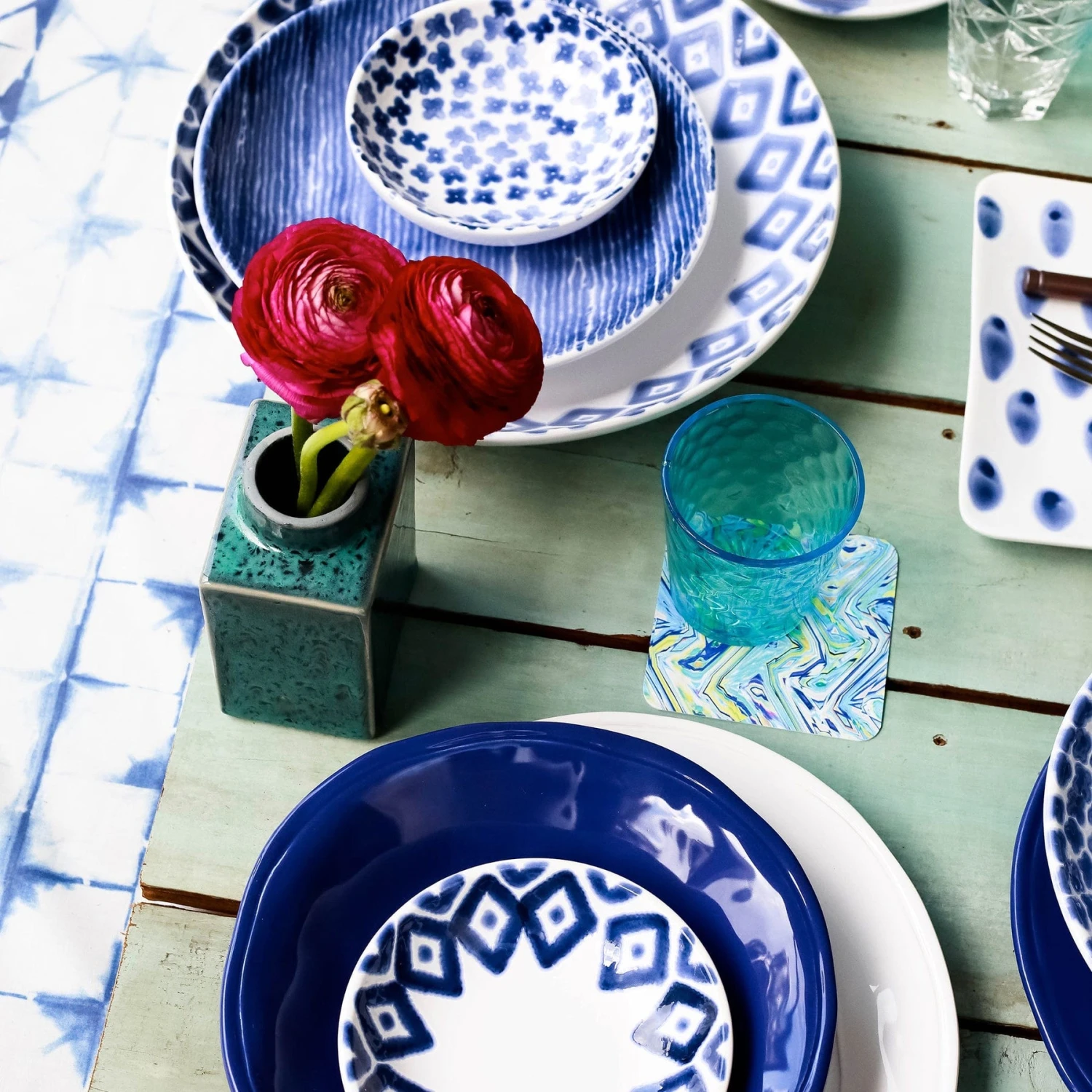 Santorini Diamond Medium Serving Bowl 5 Santorini Diamond Medium Serving Bowl - Image 5